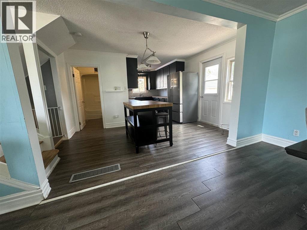 46 Neebig Ave, Manitouwadge, Ontario  P0T 2C0 - Photo 7 - TB252540