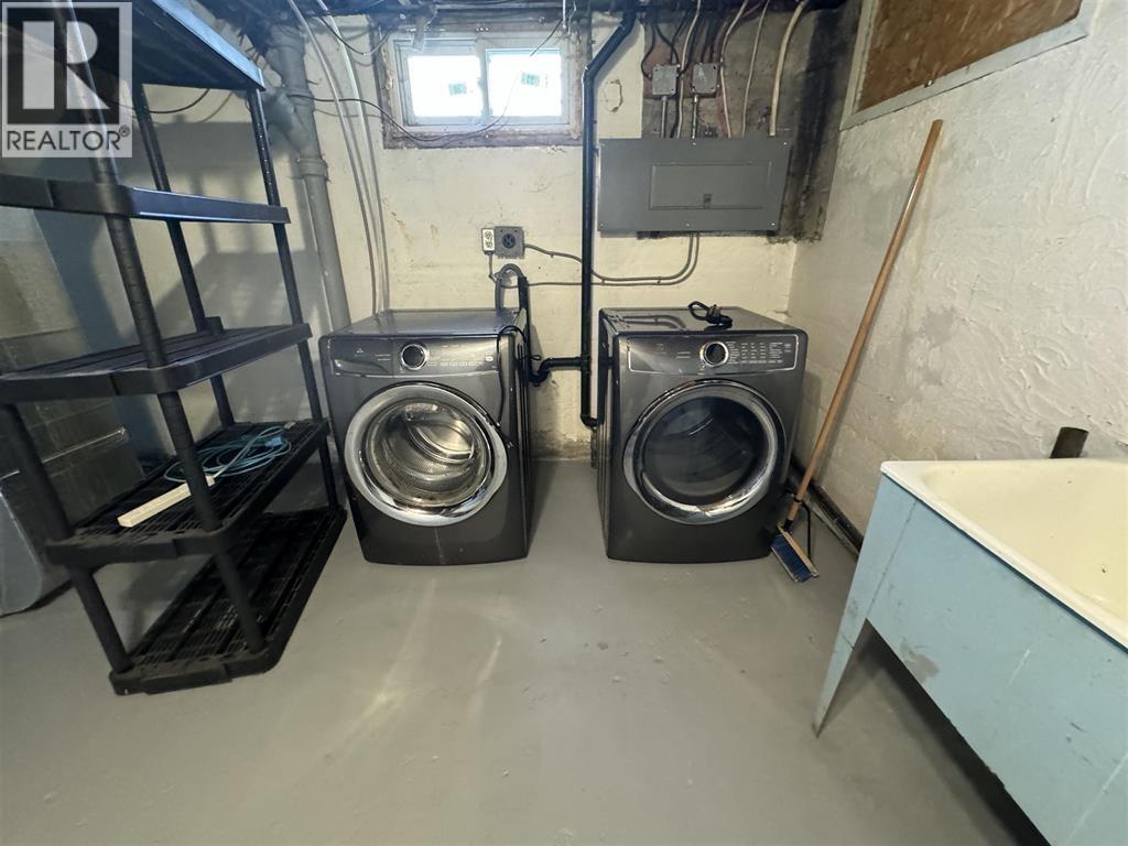 46 Neebig Ave, Manitouwadge, Ontario  P0T 2C0 - Photo 15 - TB252540