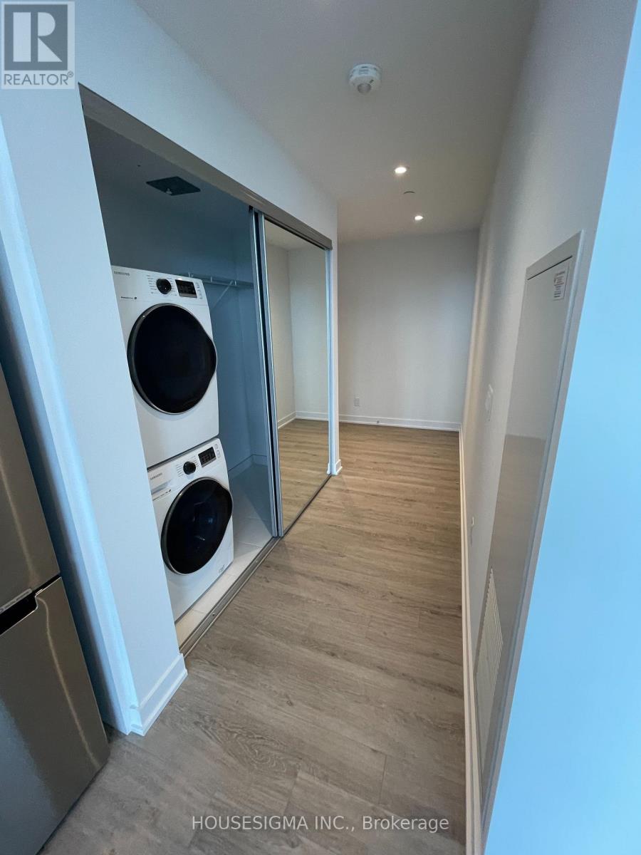 3712 - 1926 Lake Shore Boulevard W, Toronto, Ontario  M6S 0B1 - Photo 3 - W12559974