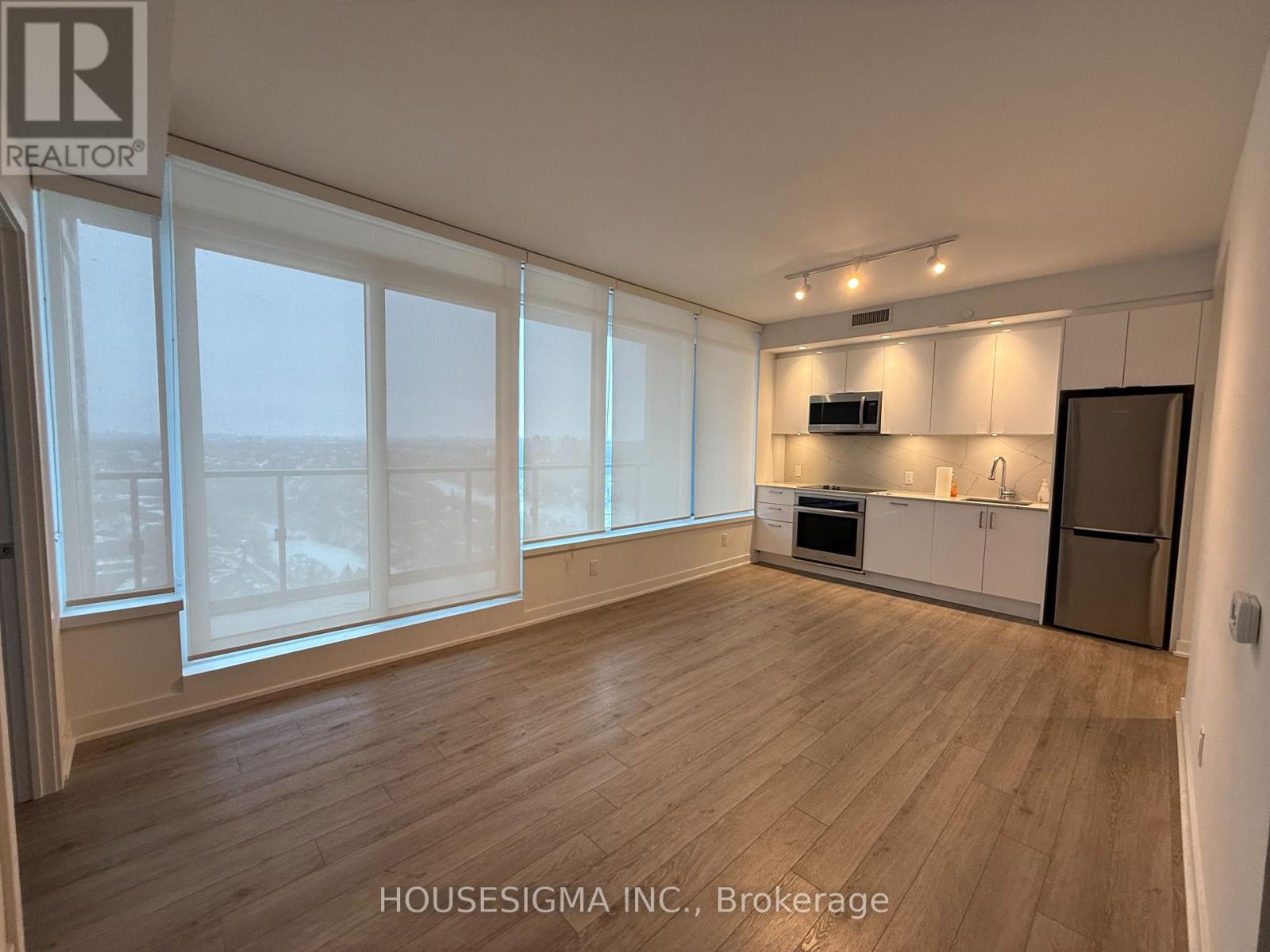 3712 - 1926 Lake Shore Boulevard W, Toronto, Ontario  M6S 0B1 - Photo 8 - W12559974