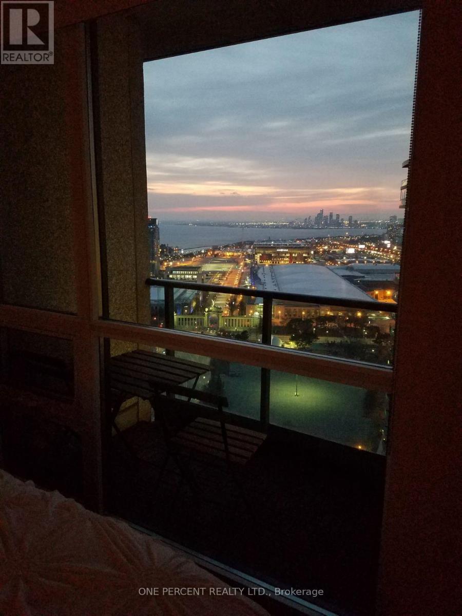 3609 - 215 Fort York Boulevard, Toronto, Ontario  M5V 4A2 - Photo 2 - C12651548