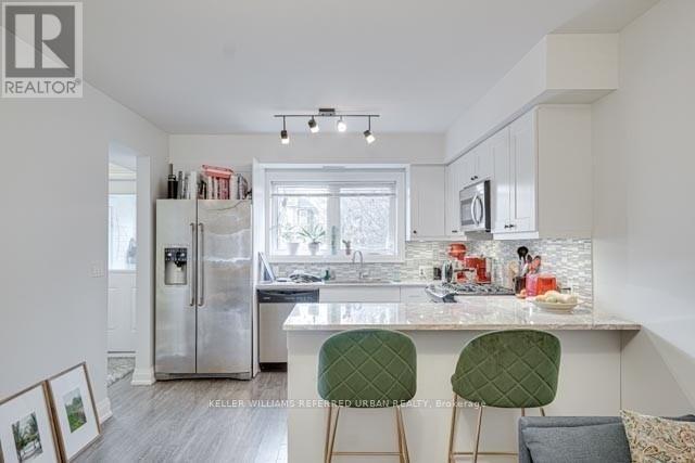 Main - 36 Winona Drive, Toronto, Ontario  M6G 3S6 - Photo 4 - C12651574