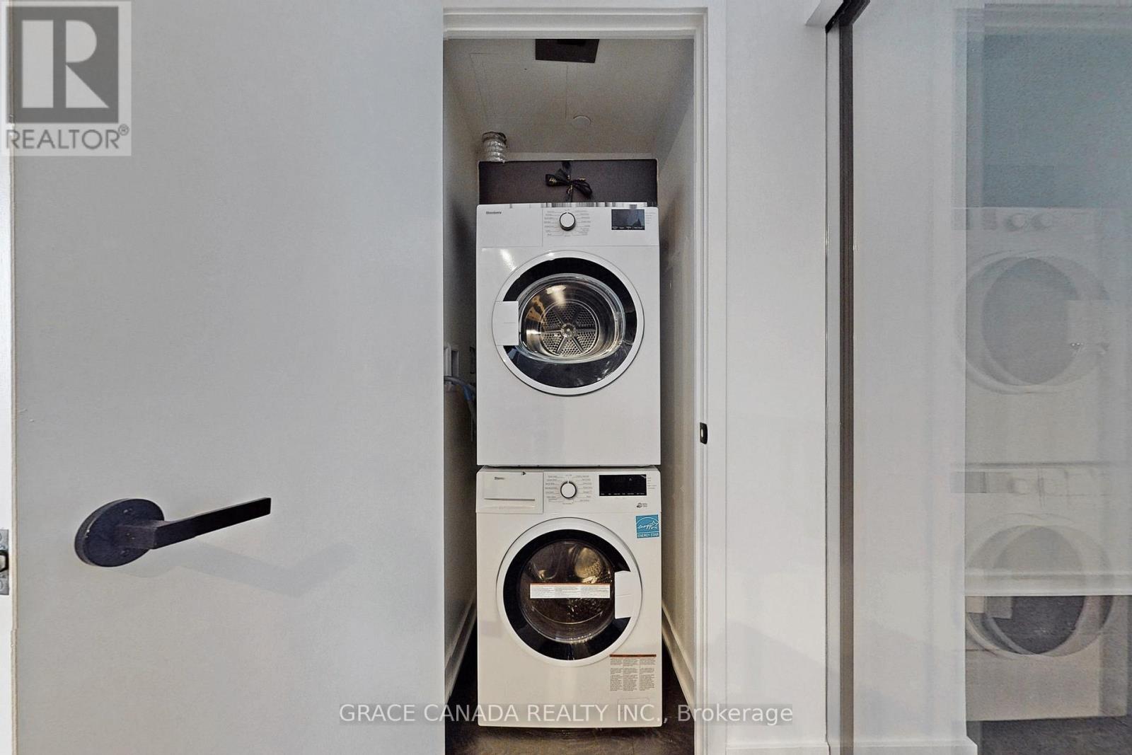 5004 - 55 Charles Street E, Toronto, Ontario  M4Y 0J1 - Photo 26 - C12651578