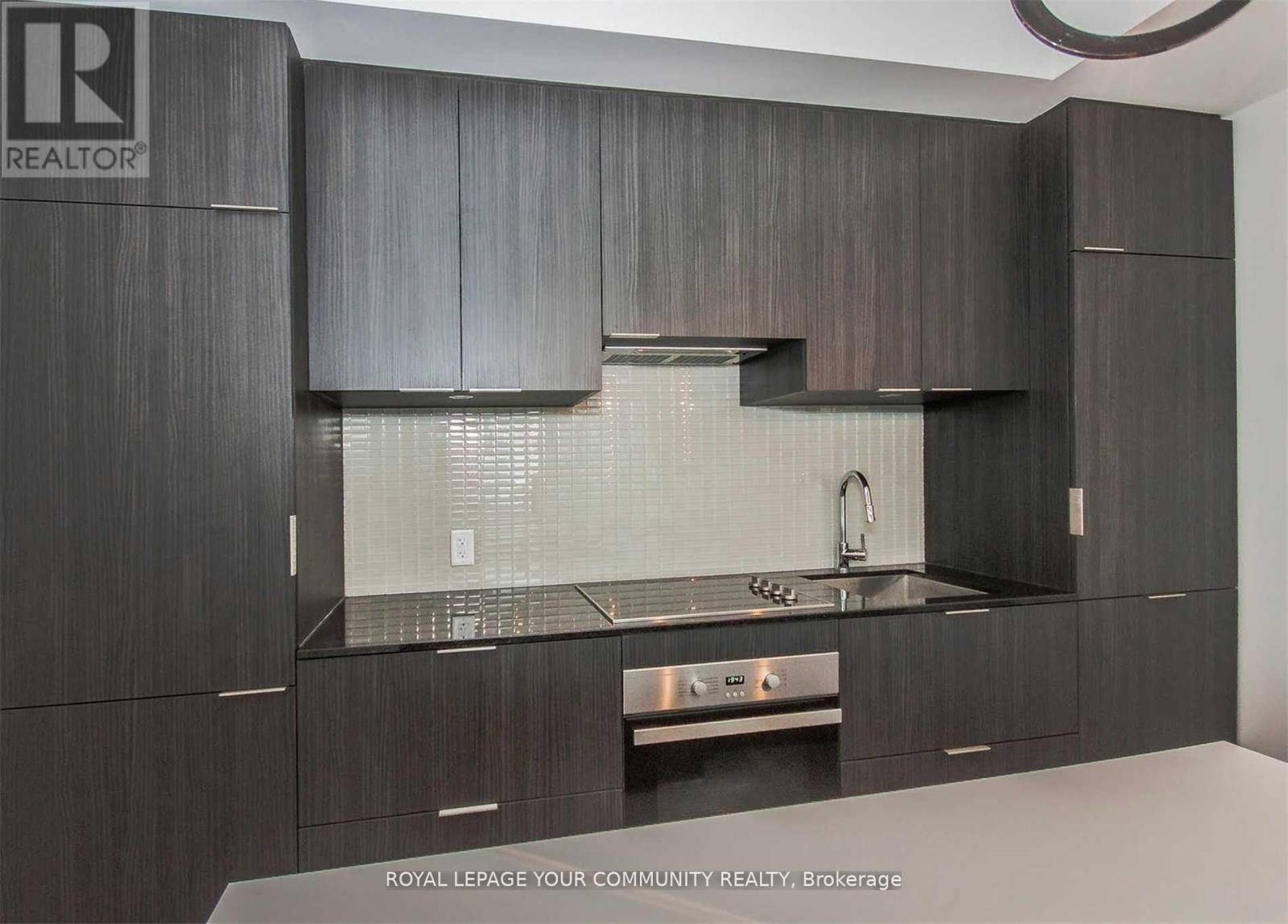 1701 - 5 St Joseph Street, Toronto, Ontario  M4Y 1J6 - Photo 3 - C12651606