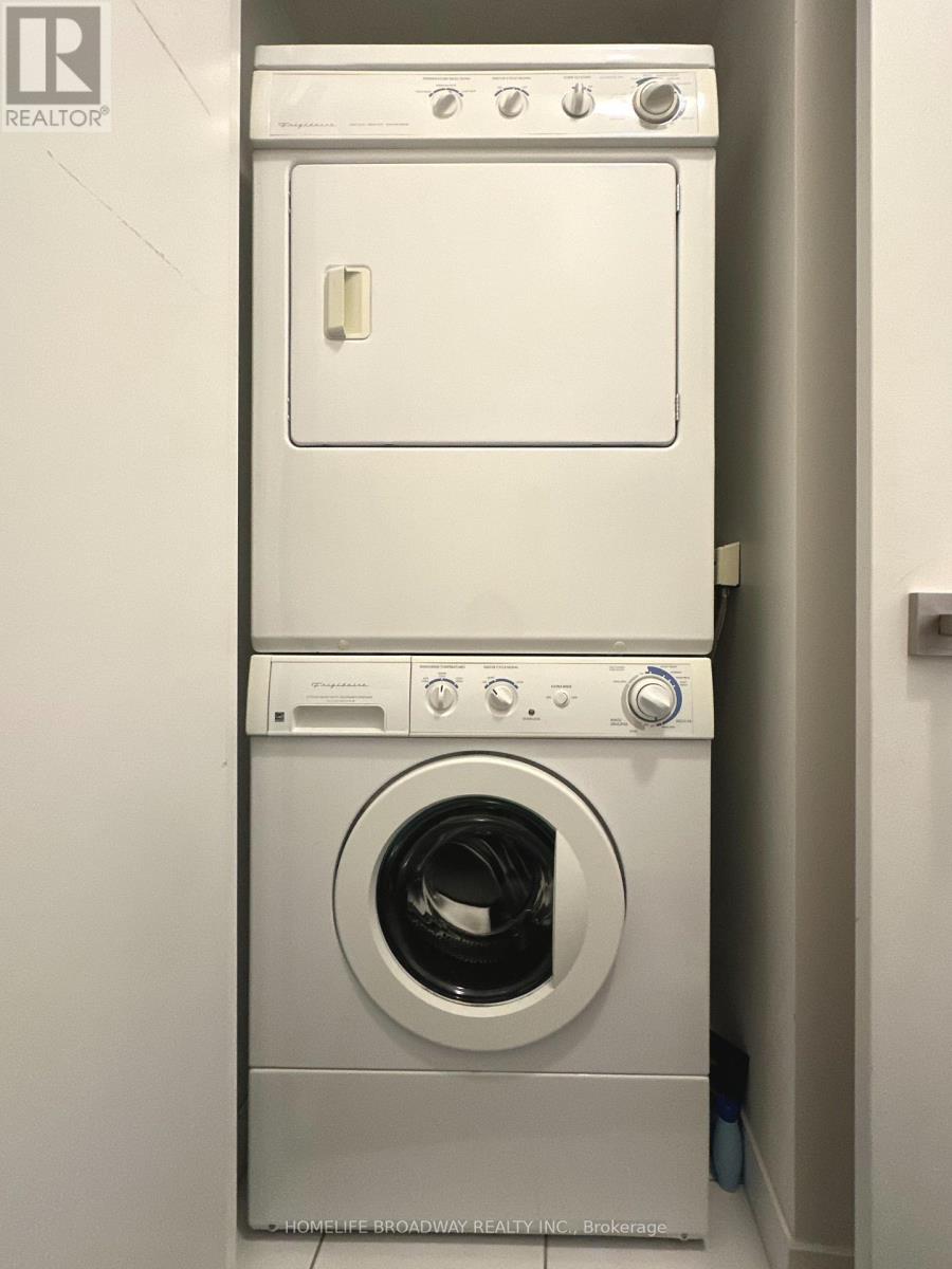 907 - 770 Bay Street, Toronto, Ontario  M5G 0A6 - Photo 13 - C12651618