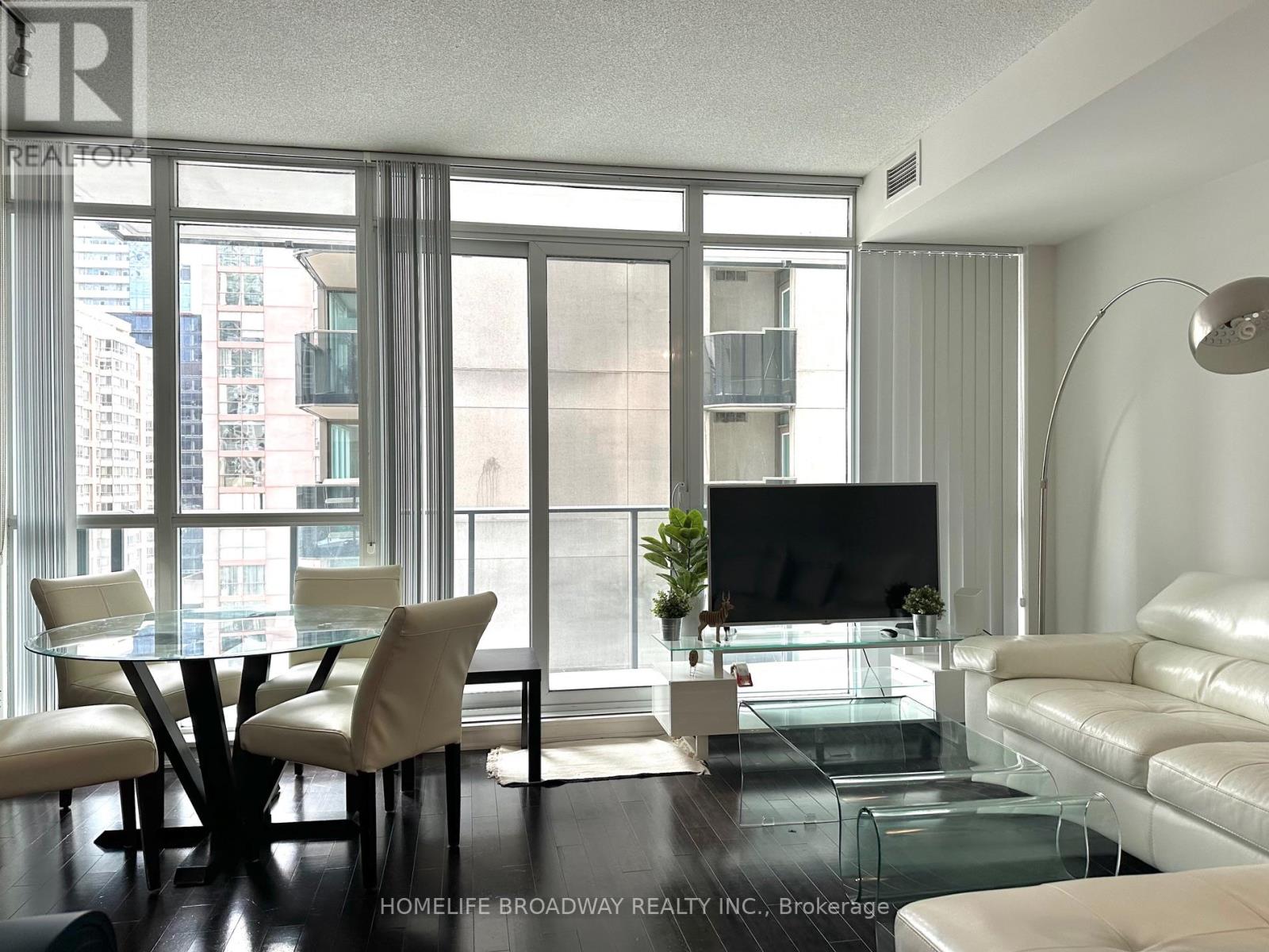 907 - 770 Bay Street, Toronto, Ontario  M5G 0A6 - Photo 3 - C12651618