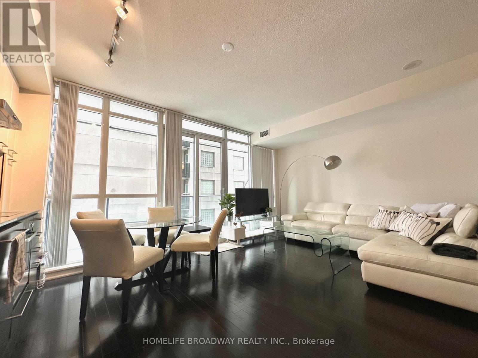 907 - 770 Bay Street, Toronto, Ontario  M5G 0A6 - Photo 5 - C12651618