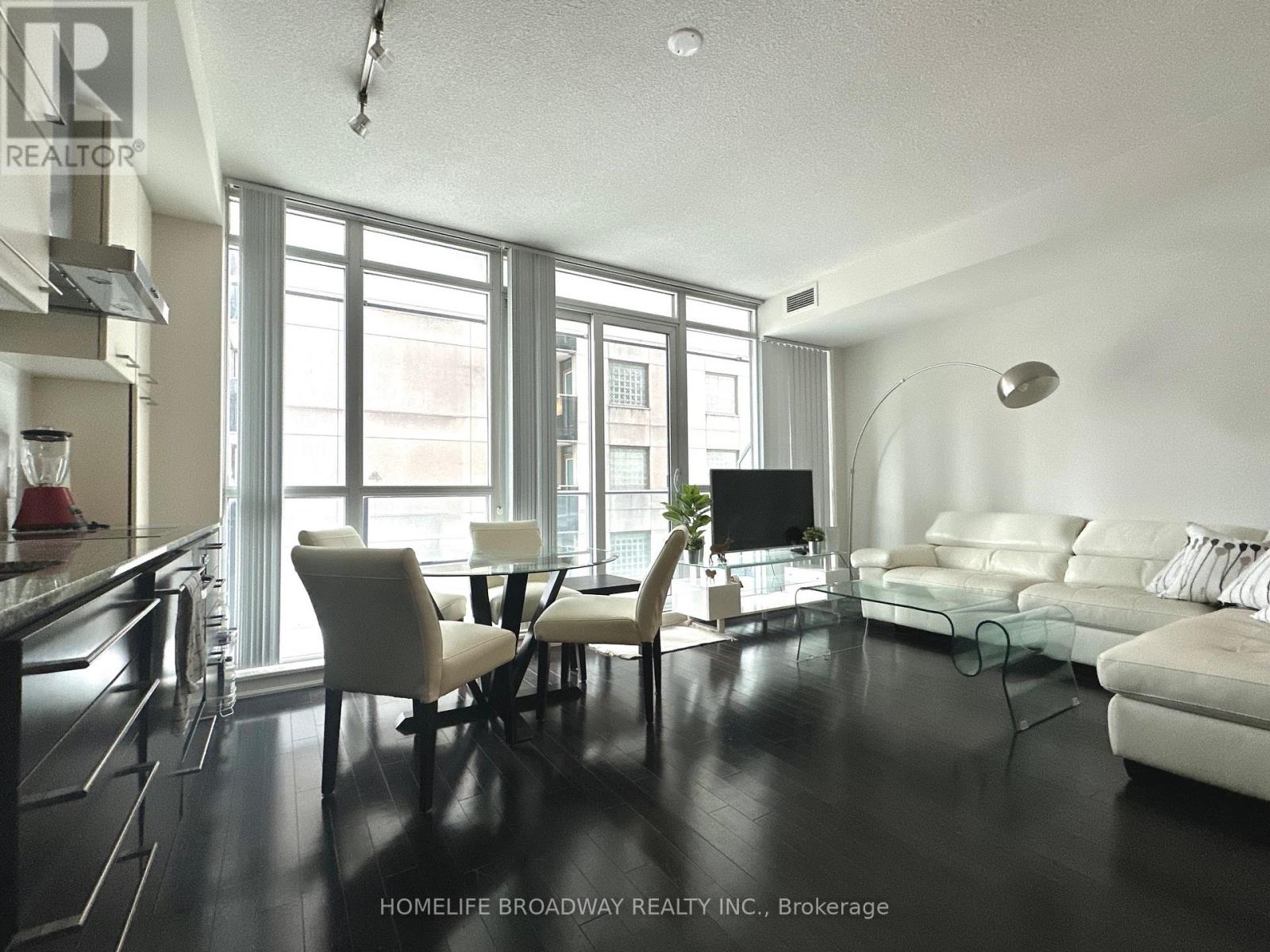 907 - 770 Bay Street, Toronto, Ontario  M5G 0A6 - Photo 6 - C12651618