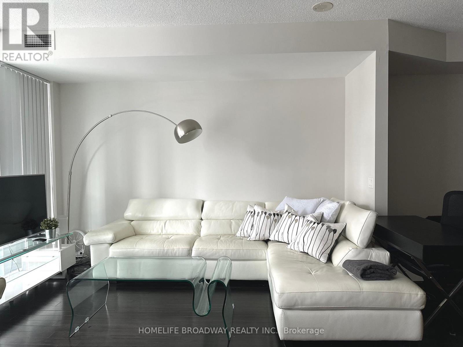 907 - 770 Bay Street, Toronto, Ontario  M5G 0A6 - Photo 8 - C12651618