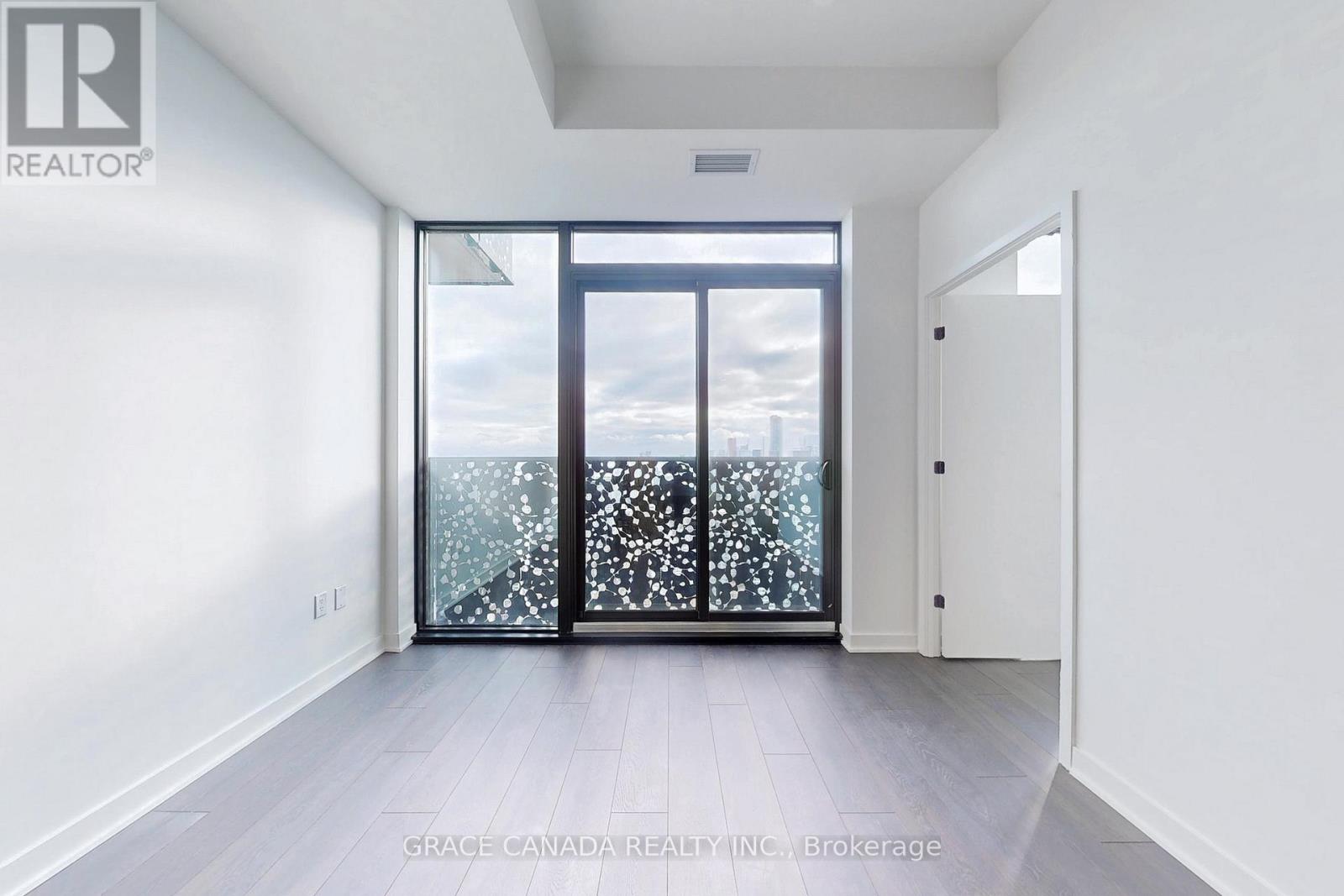 5004 - 55 Charles Street E, Toronto, Ontario  M4Y 0J1 - Photo 5 - C12651644