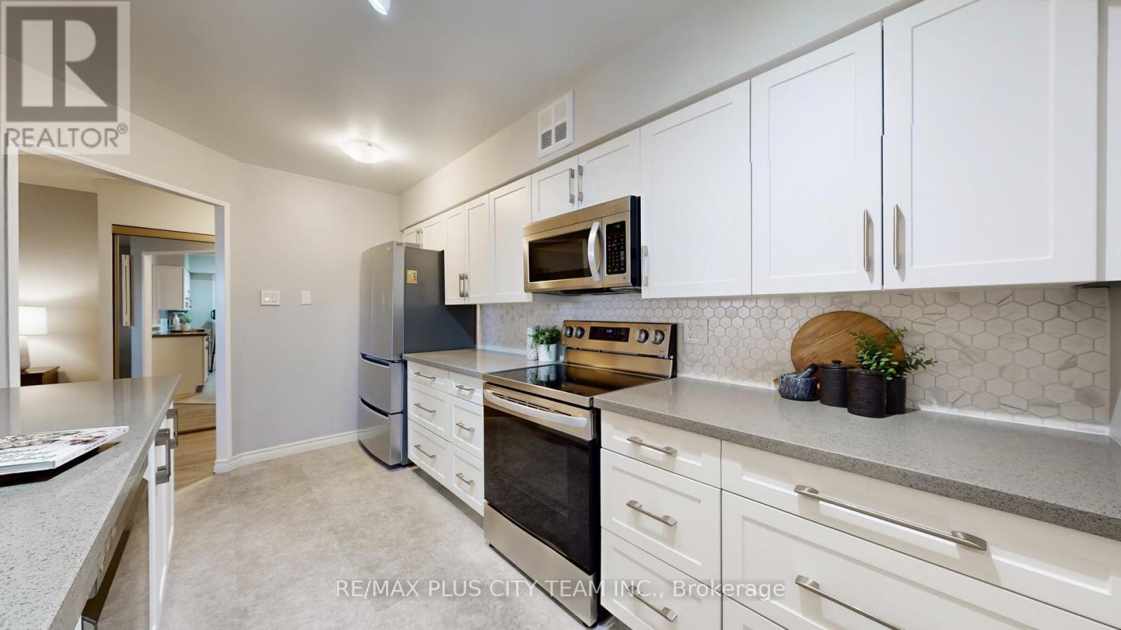 414 - 1890 Valley Farm Road, Pickering (Town Centre), Ontario  L1V 6B4 - Photo 10 - E12651526