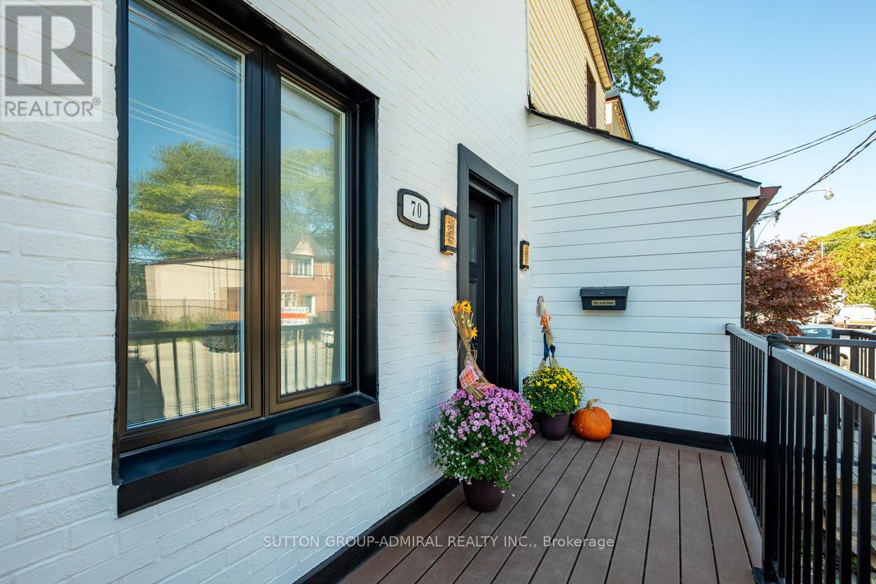 Main & 2nd - 70 Carlaw Avenue, Toronto (South Riverdale), Ontario  M4M 2R7 - Photo 3 - E12651612