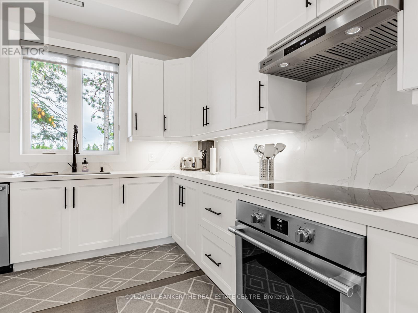 2166 10th Side Road, Bradford West Gwillimbury, Ontario  L3Z 2K9 - Photo 32 - N12651544