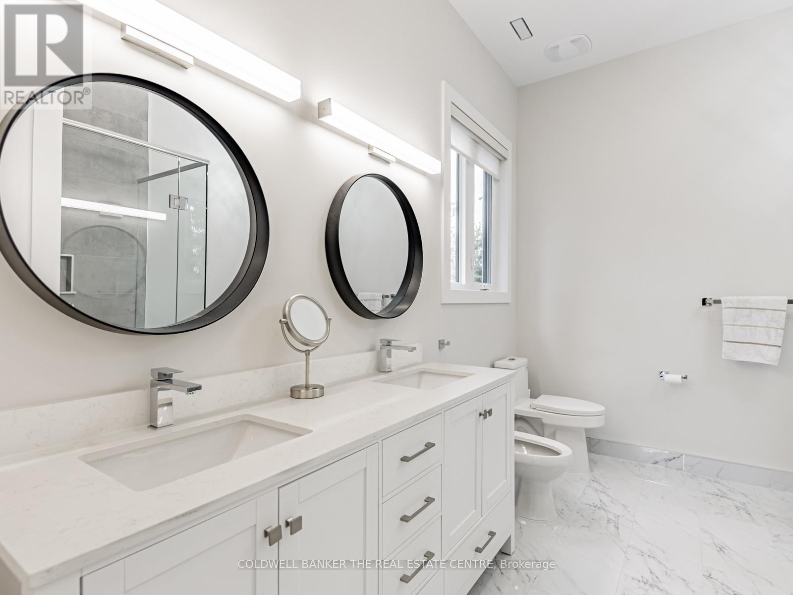 2166 10th Side Road, Bradford West Gwillimbury, Ontario  L3Z 2K9 - Photo 38 - N12651544