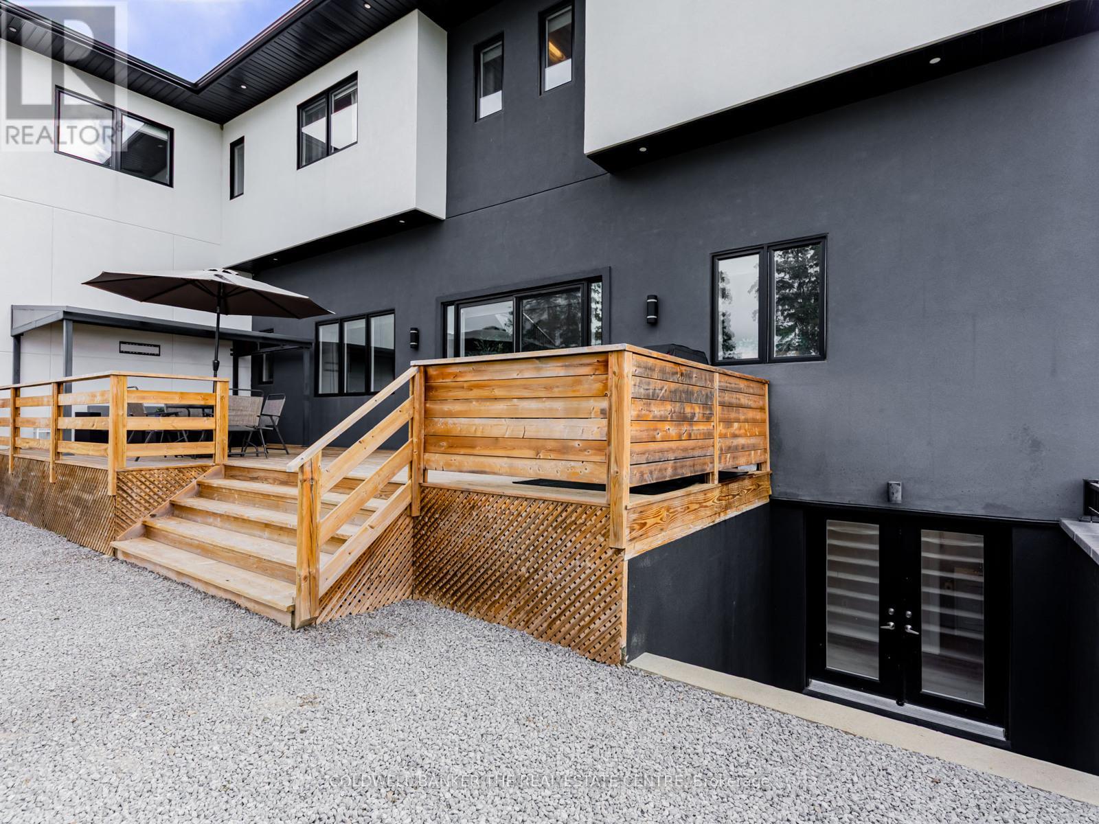 2166 10th Side Road, Bradford West Gwillimbury, Ontario  L3Z 2K9 - Photo 45 - N12651544