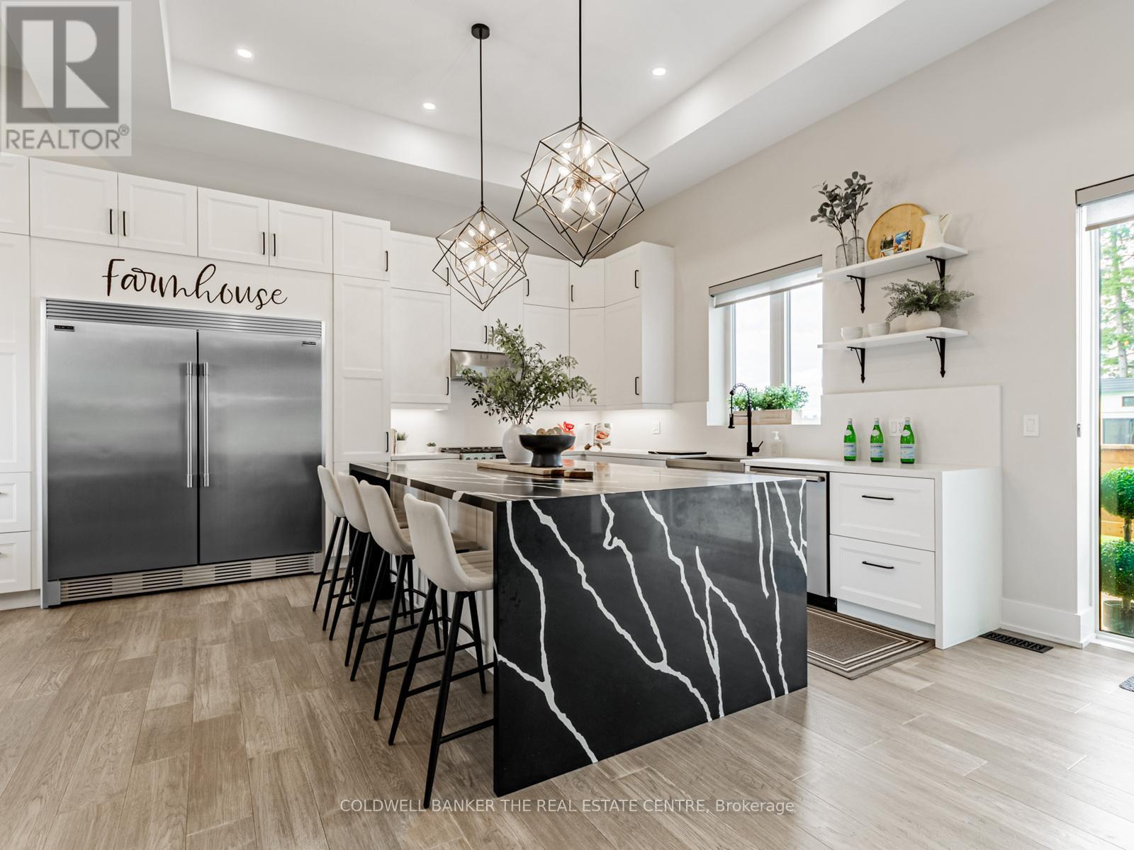 2166 10th Side Road, Bradford West Gwillimbury, Ontario  L3Z 2K9 - Photo 7 - N12651544