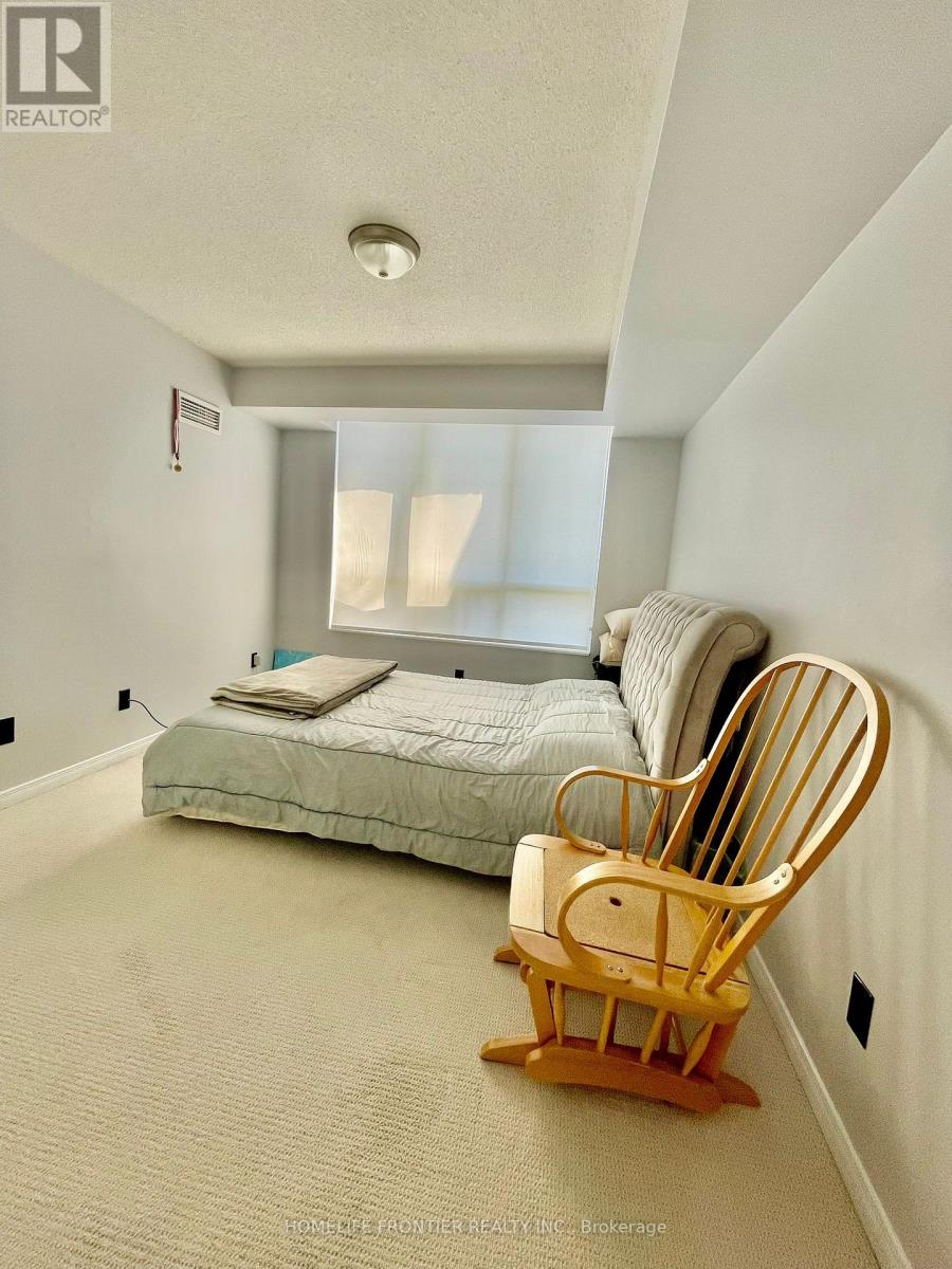 217 - 310 Red Maple Road, Richmond Hill, Ontario  L4C 0T7 - Photo 12 - N12651614