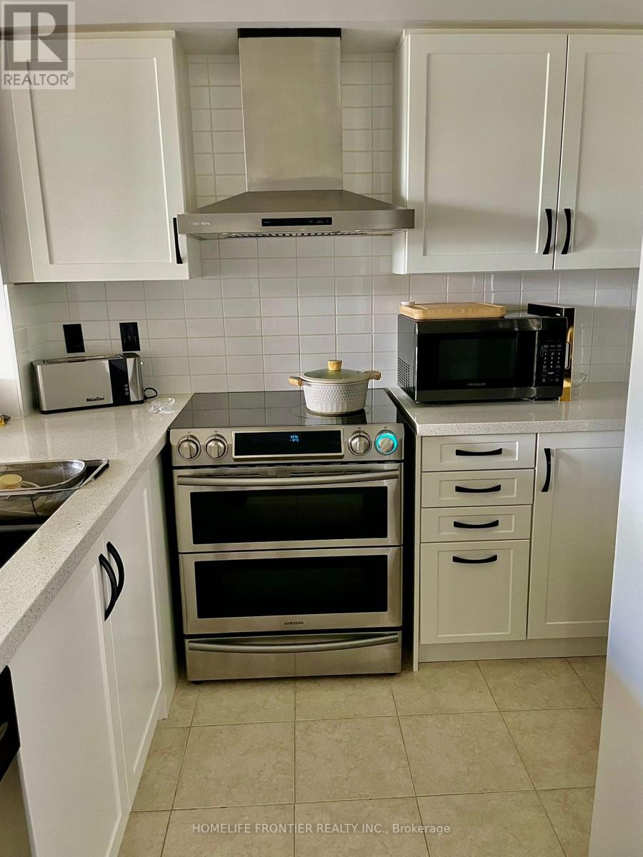 217 - 310 Red Maple Road, Richmond Hill, Ontario  L4C 0T7 - Photo 13 - N12651614