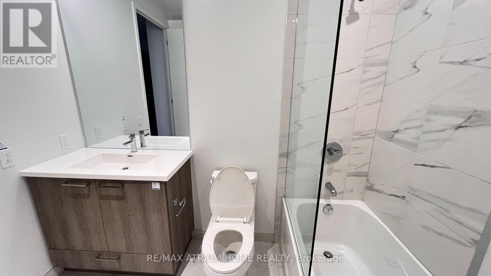 811 - 195 Commerce Street, Vaughan (Vaughan Corporate Centre), Ontario  L4K 0P9 - Photo 11 - N12651640