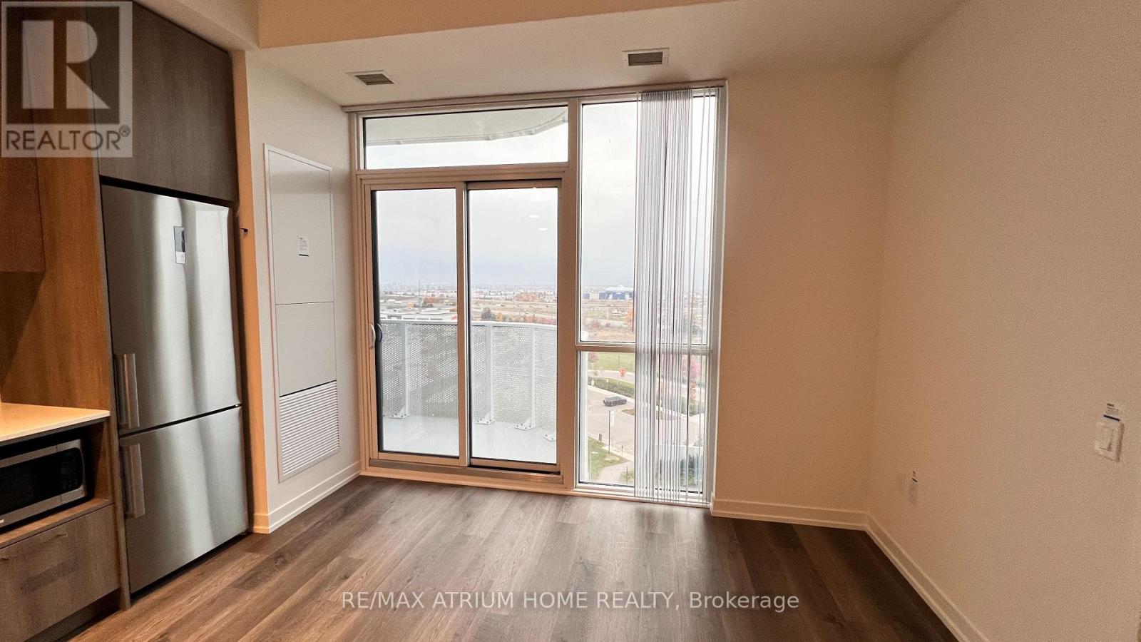 811 - 195 Commerce Street, Vaughan (Vaughan Corporate Centre), Ontario  L4K 0P9 - Photo 15 - N12651640