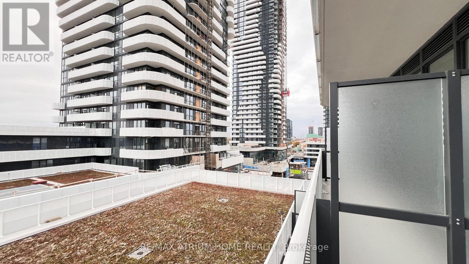 811 - 195 Commerce Street, Vaughan (Vaughan Corporate Centre), Ontario  L4K 0P9 - Photo 34 - N12651640