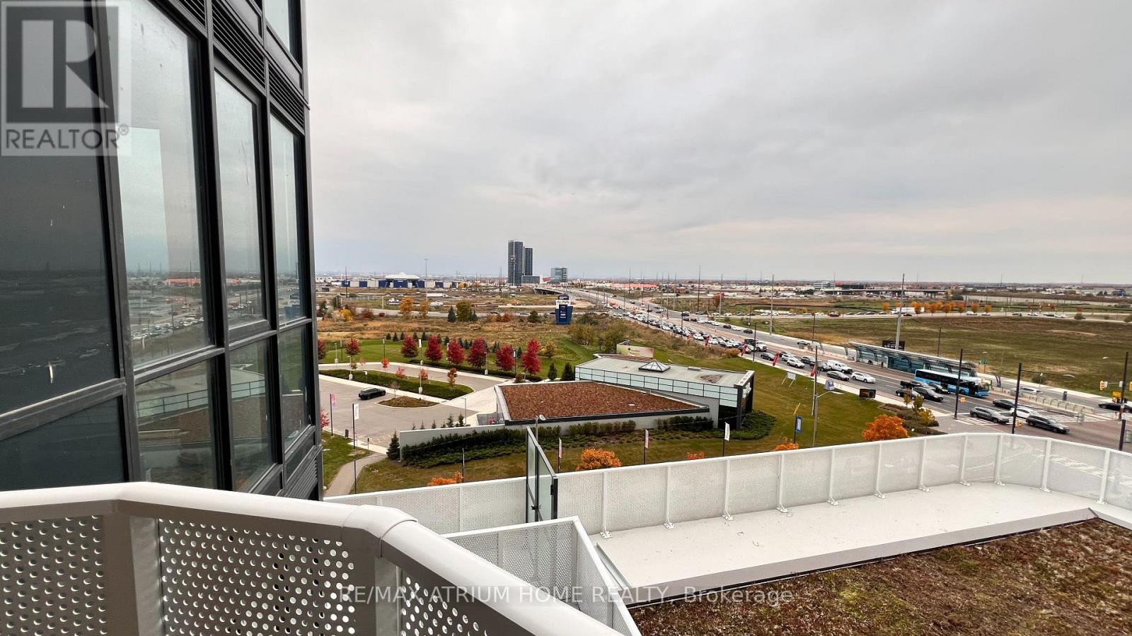 811 - 195 Commerce Street, Vaughan (Vaughan Corporate Centre), Ontario  L4K 0P9 - Photo 35 - N12651640