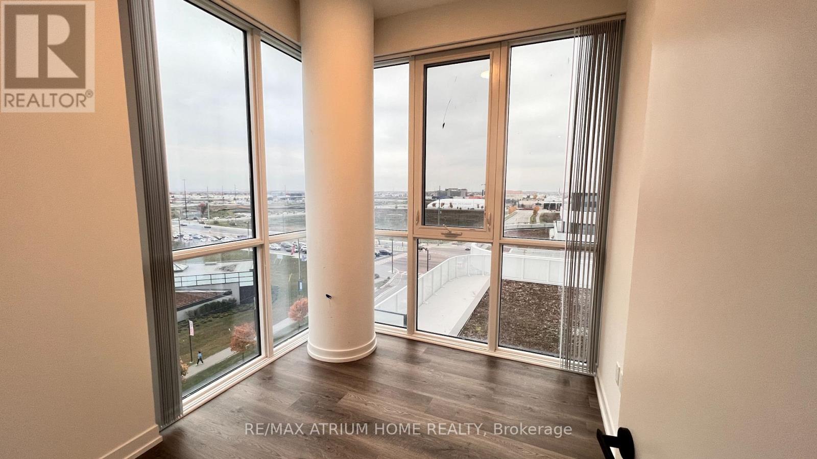 811 - 195 Commerce Street, Vaughan (Vaughan Corporate Centre), Ontario  L4K 0P9 - Photo 7 - N12651640