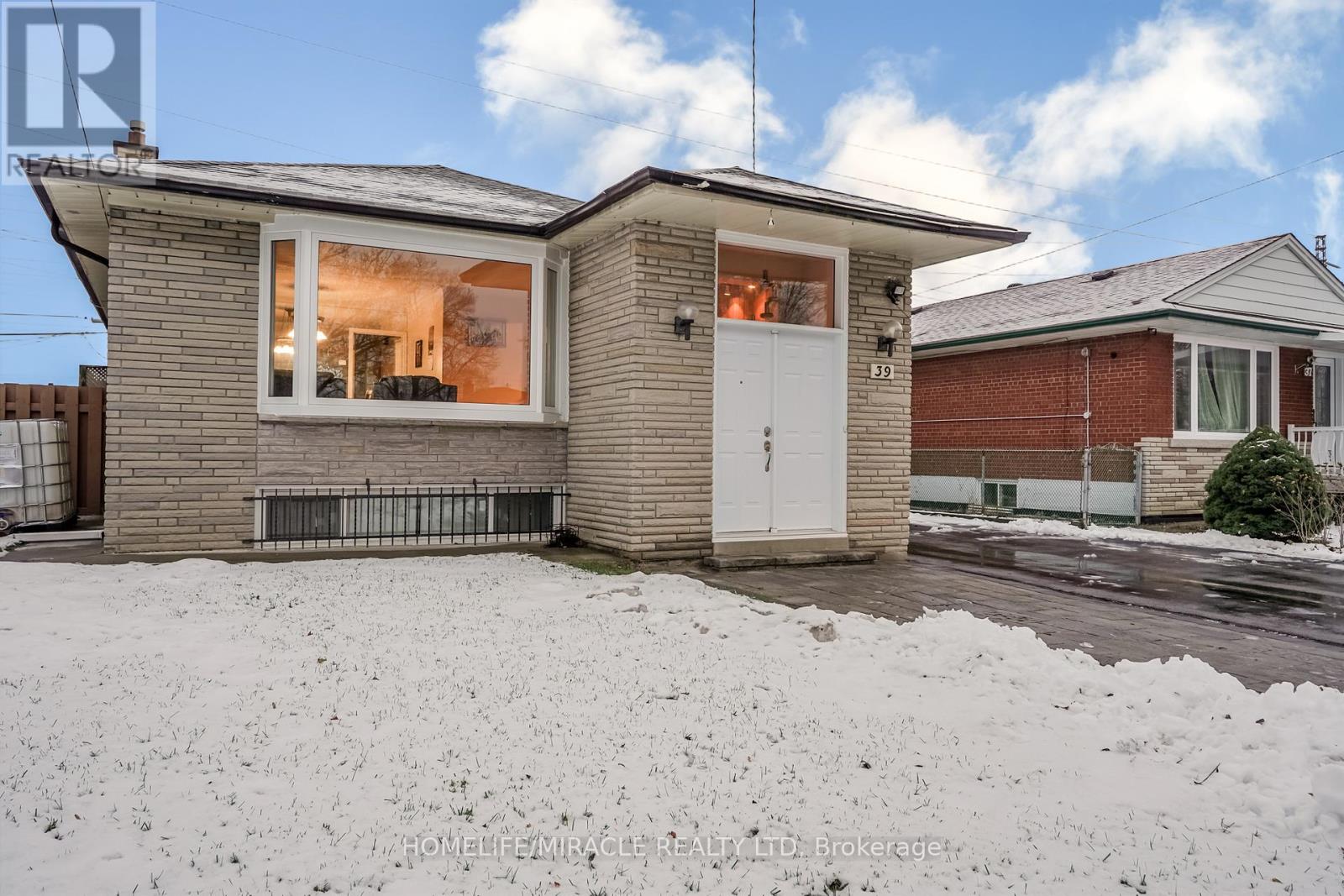 39 Chancellor Drive, Toronto, Ontario  M1G 2W4 - Photo 47 - E12649676