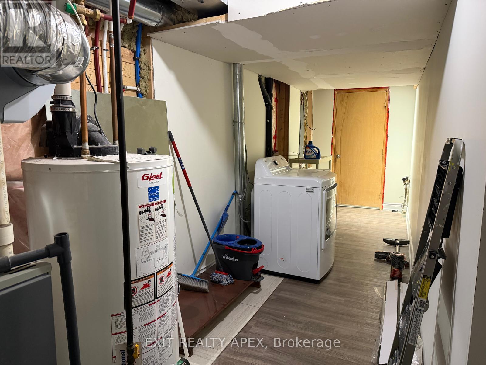 78 Fandago (Basement) Drive, Brampton (Credit Valley), Ontario  L6X 0R4 - Photo 12 - W12651538