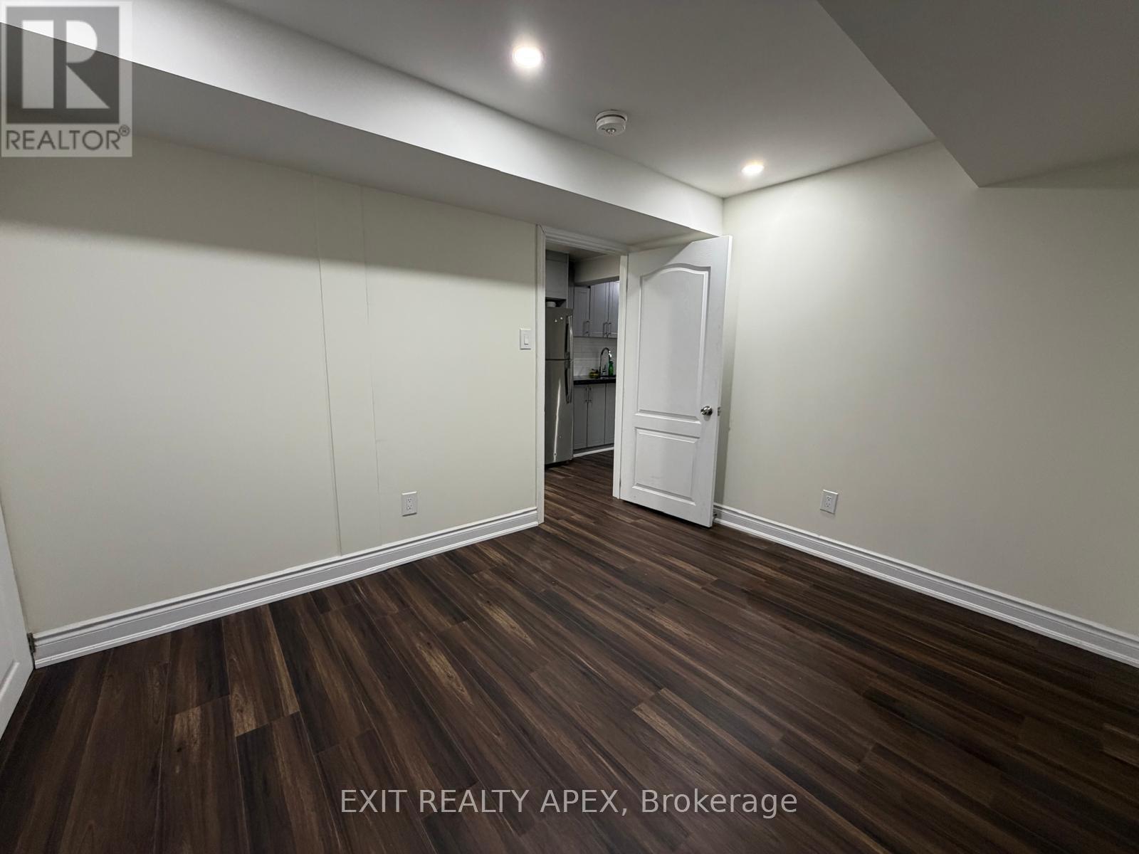 78 Fandago (Basement) Drive, Brampton (Credit Valley), Ontario  L6X 0R4 - Photo 9 - W12651538