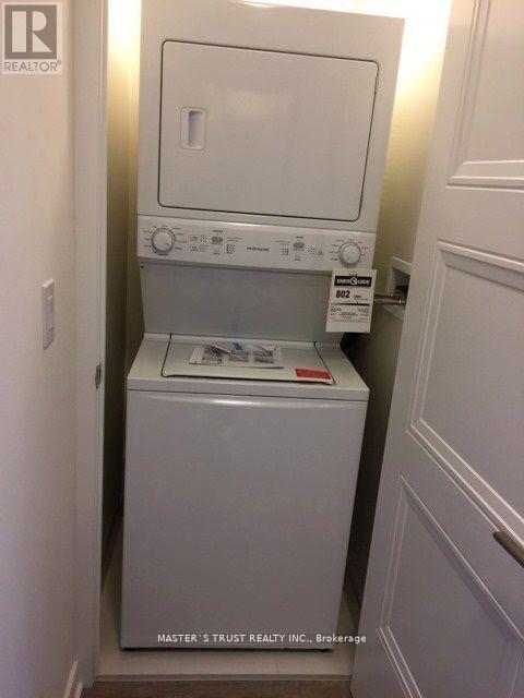 417 - 1 Neighbourhood Lane, Toronto (Stonegate-Queensway), Ontario  M8Y 1T7 - Photo 10 - W12651556