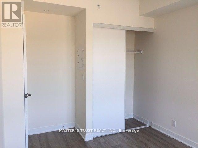 417 - 1 Neighbourhood Lane, Toronto (Stonegate-Queensway), Ontario  M8Y 1T7 - Photo 6 - W12651556