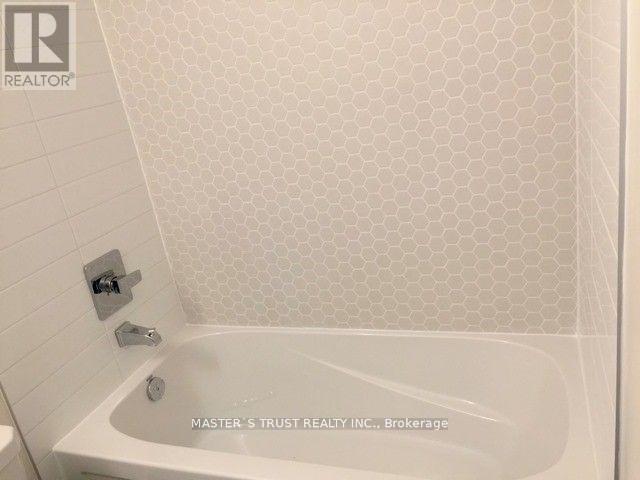 417 - 1 Neighbourhood Lane, Toronto (Stonegate-Queensway), Ontario  M8Y 1T7 - Photo 7 - W12651556