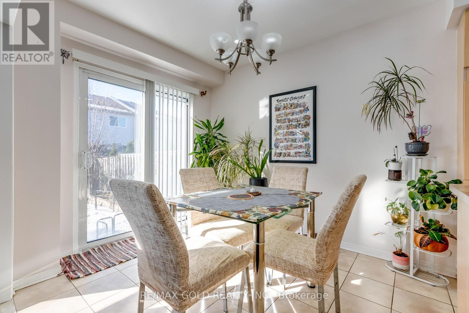 6066 Coxswain Crescent, Mississauga (East Credit), Ontario  L5V 2Z9 - Photo 11 - W12651560