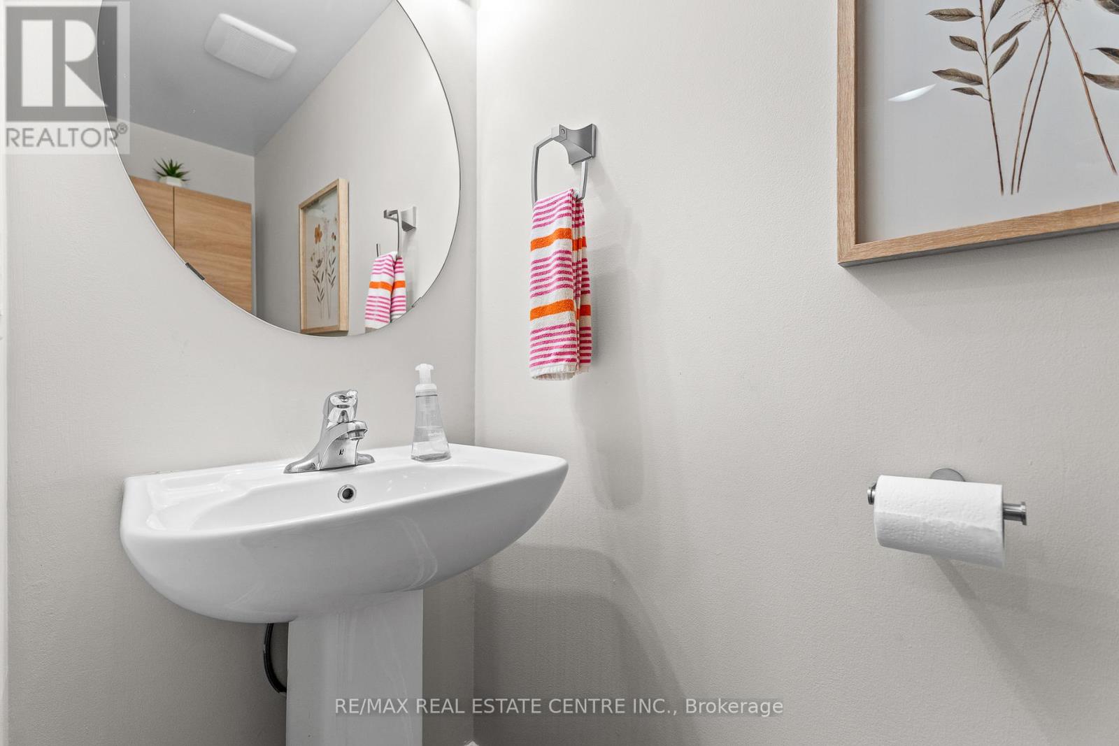 10 Shiraz Drive, Brampton (Sandringham-Wellington), Ontario  L6R 0W7 - Photo 10 - W12651572