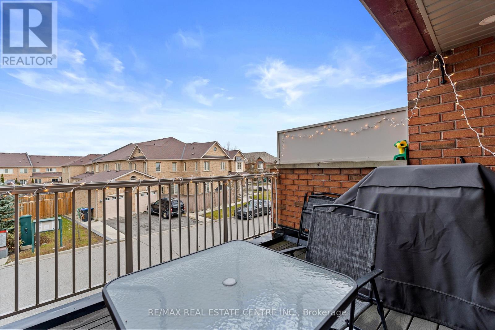 10 Shiraz Drive, Brampton (Sandringham-Wellington), Ontario  L6R 0W7 - Photo 34 - W12651572