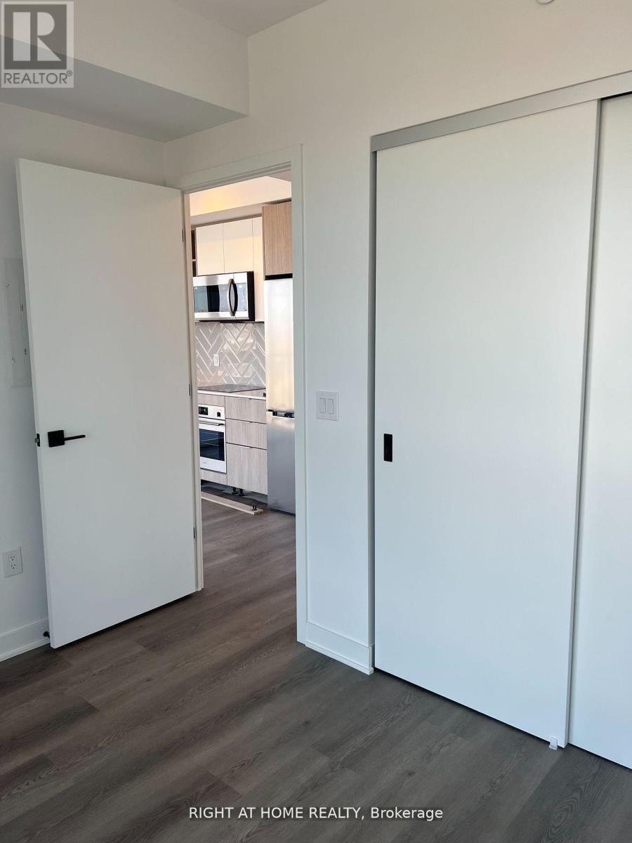 2303 - 36 Zorra Street, Toronto (Islington-City Centre West), Ontario  M8Z 4Z7 - Photo 8 - W12651580