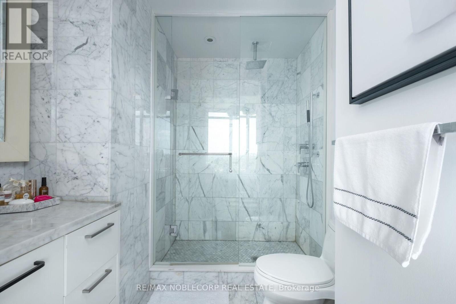 2212 - 88 Park Lawn Road, Toronto (Mimico), Ontario  M8Y 0B5 - Photo 17 - W12651602