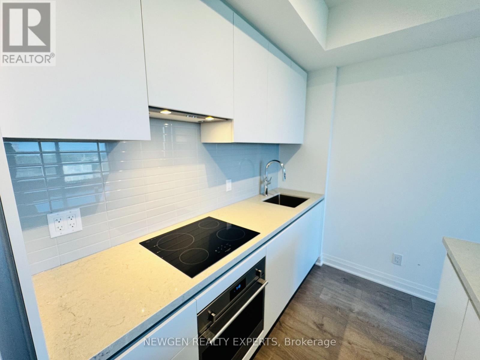 4603 - 4015 The Exchange, Mississauga (City Centre), Ontario  L5B 1M7 - Photo 8 - W12651622