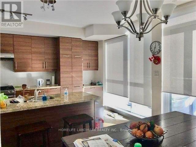 8 - 70 Little Creek Road, Mississauga (Hurontario), Ontario  L5R 0E9 - Photo 6 - W12651634