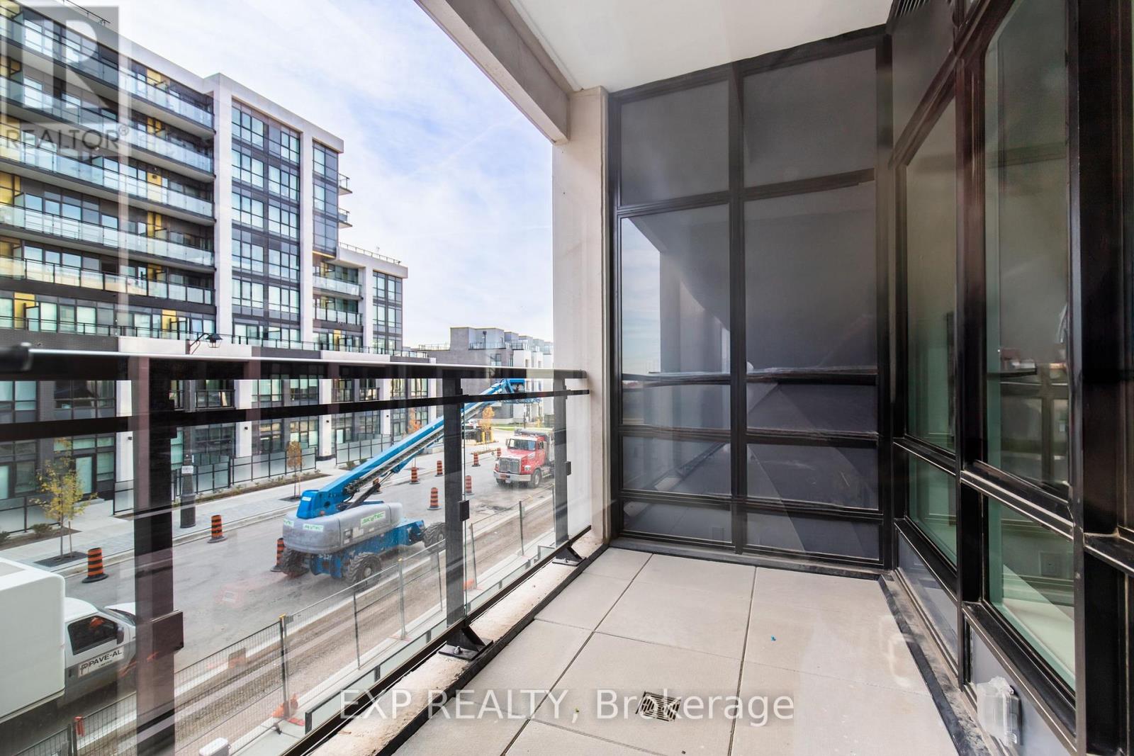 224 - 395 Dundas Street West Street, Oakville (Go Glenorchy), Ontario  L6M 4M2 - Photo 22 - W12651636