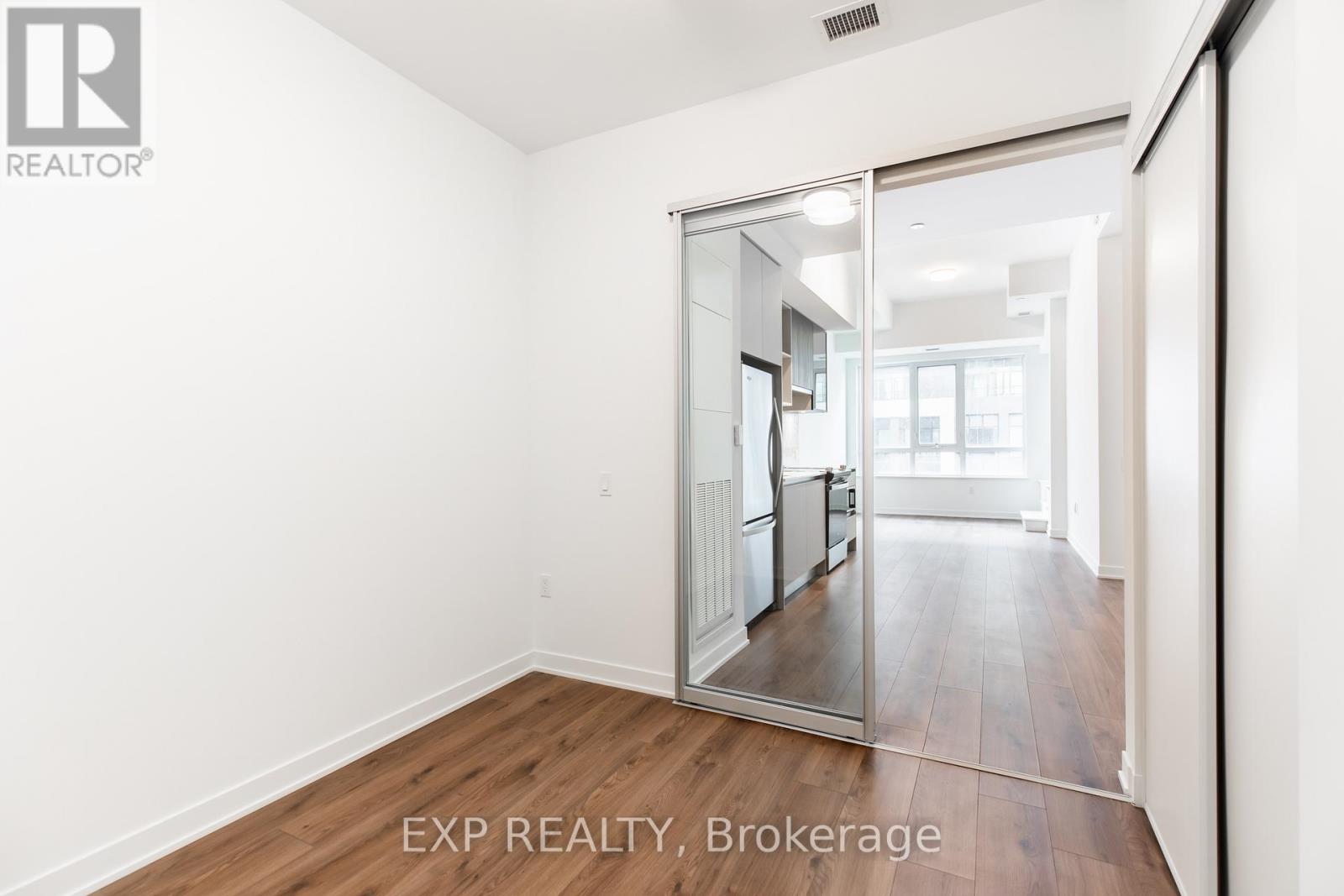 224 - 395 Dundas Street West Street, Oakville (Go Glenorchy), Ontario  L6M 4M2 - Photo 30 - W12651636