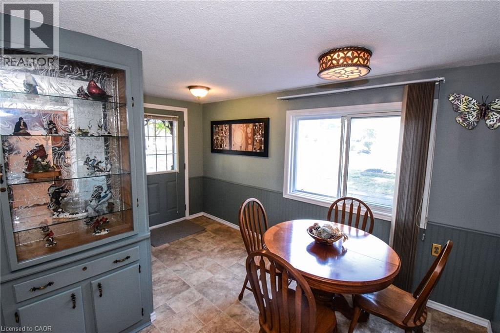 802 John Street, Dunnville, Ontario  N1A 2R6 - Photo 4 - 40771792