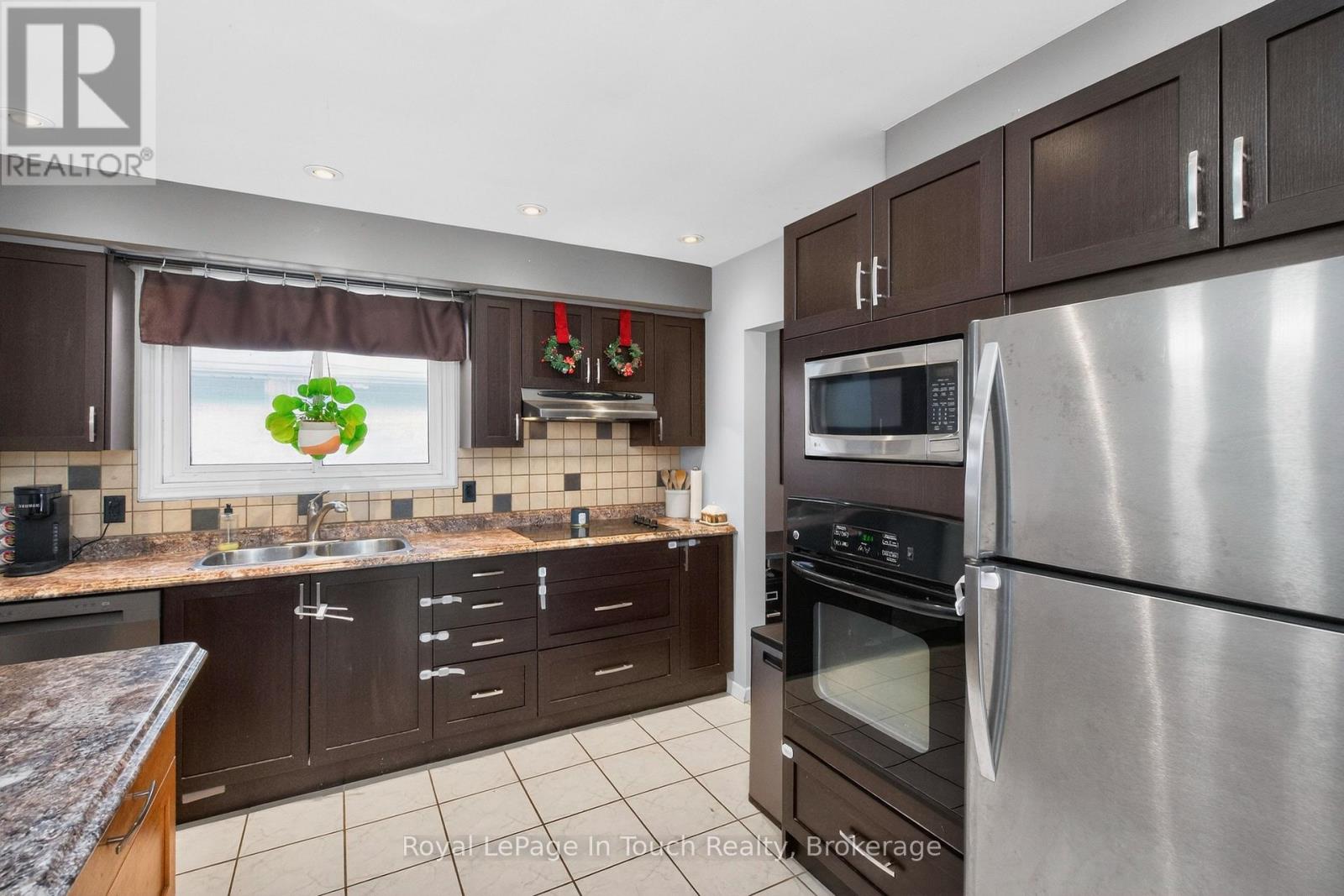 958 Montreal Street, Midland, Ontario  L4R 1H2 - Photo 14 - S12651668