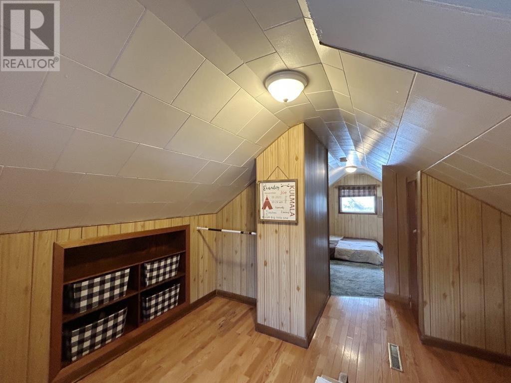 916-918 Victoria Avenue N, Fort Frances, Ontario  P9A 2E5 - Photo 16 - TB253576