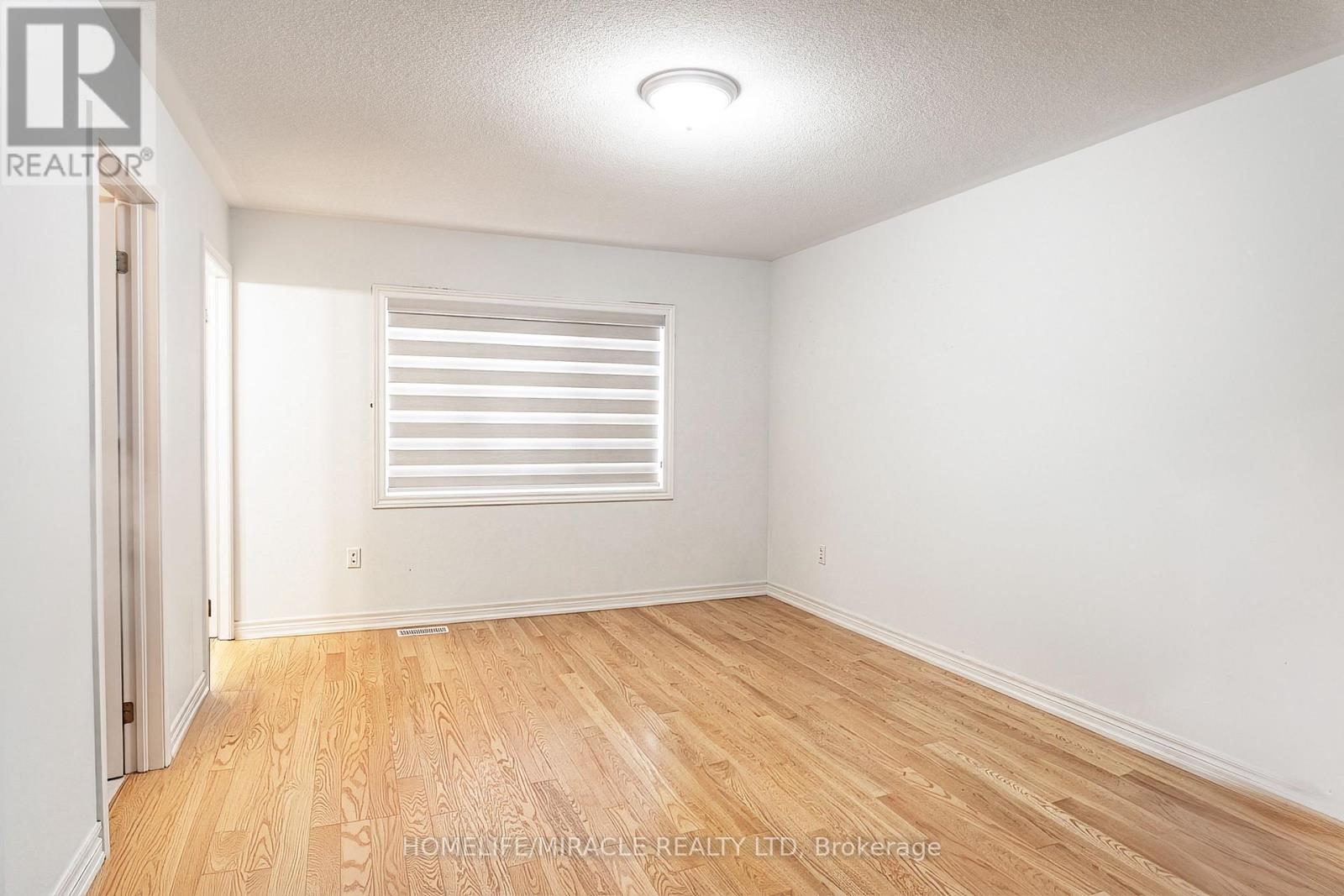 Upper - 3 Bushwood Trail, Brampton, Ontario  L7A 5J7 - Photo 21 - W12650696