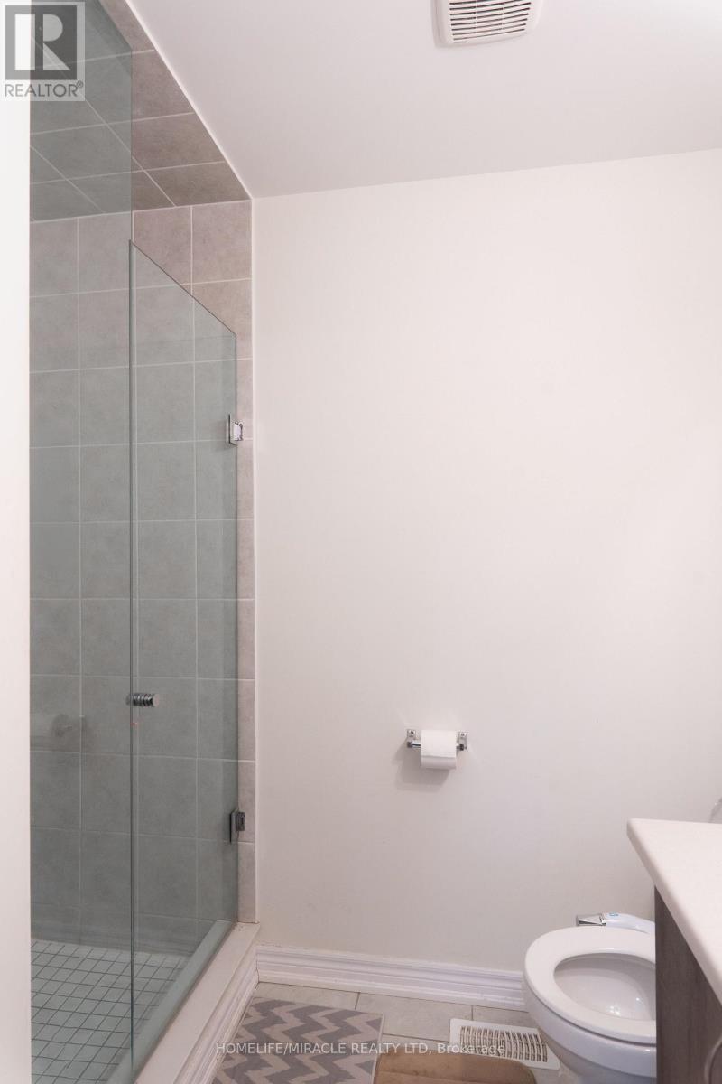 Upper - 3 Bushwood Trail, Brampton, Ontario  L7A 5J7 - Photo 15 - W12650696