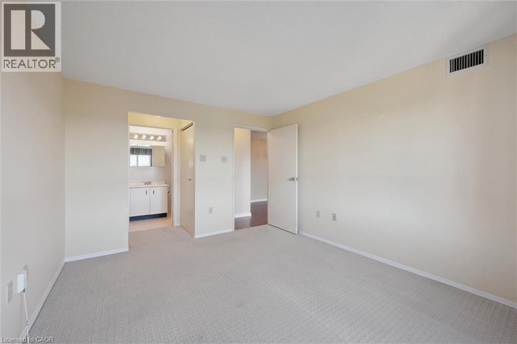 30 Blue Springs Drive Unit# 702, Waterloo, Ontario  N2J 4T2 - Photo 23 - 40777462
