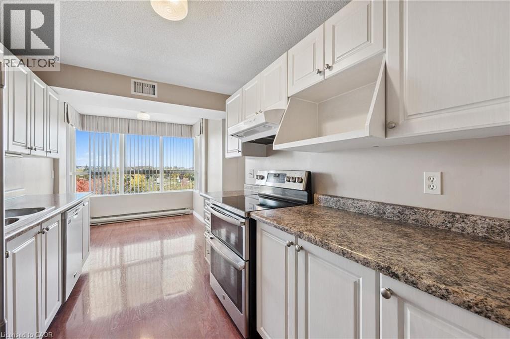 30 Blue Springs Drive Unit# 702, Waterloo, Ontario  N2J 4T2 - Photo 16 - 40777462