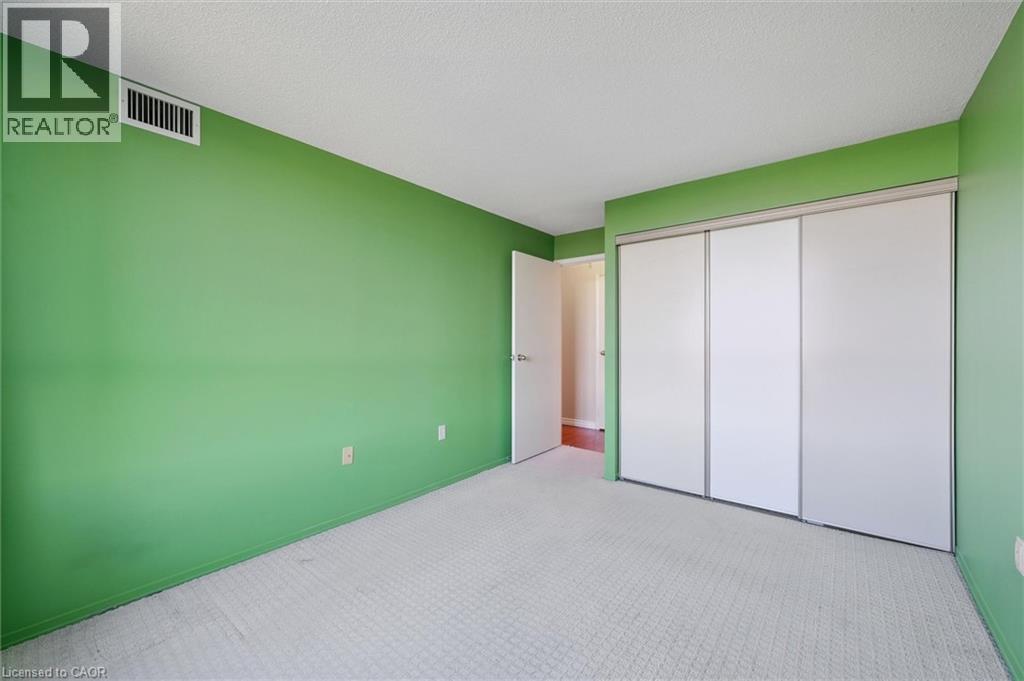 30 Blue Springs Drive Unit# 702, Waterloo, Ontario  N2J 4T2 - Photo 29 - 40777462